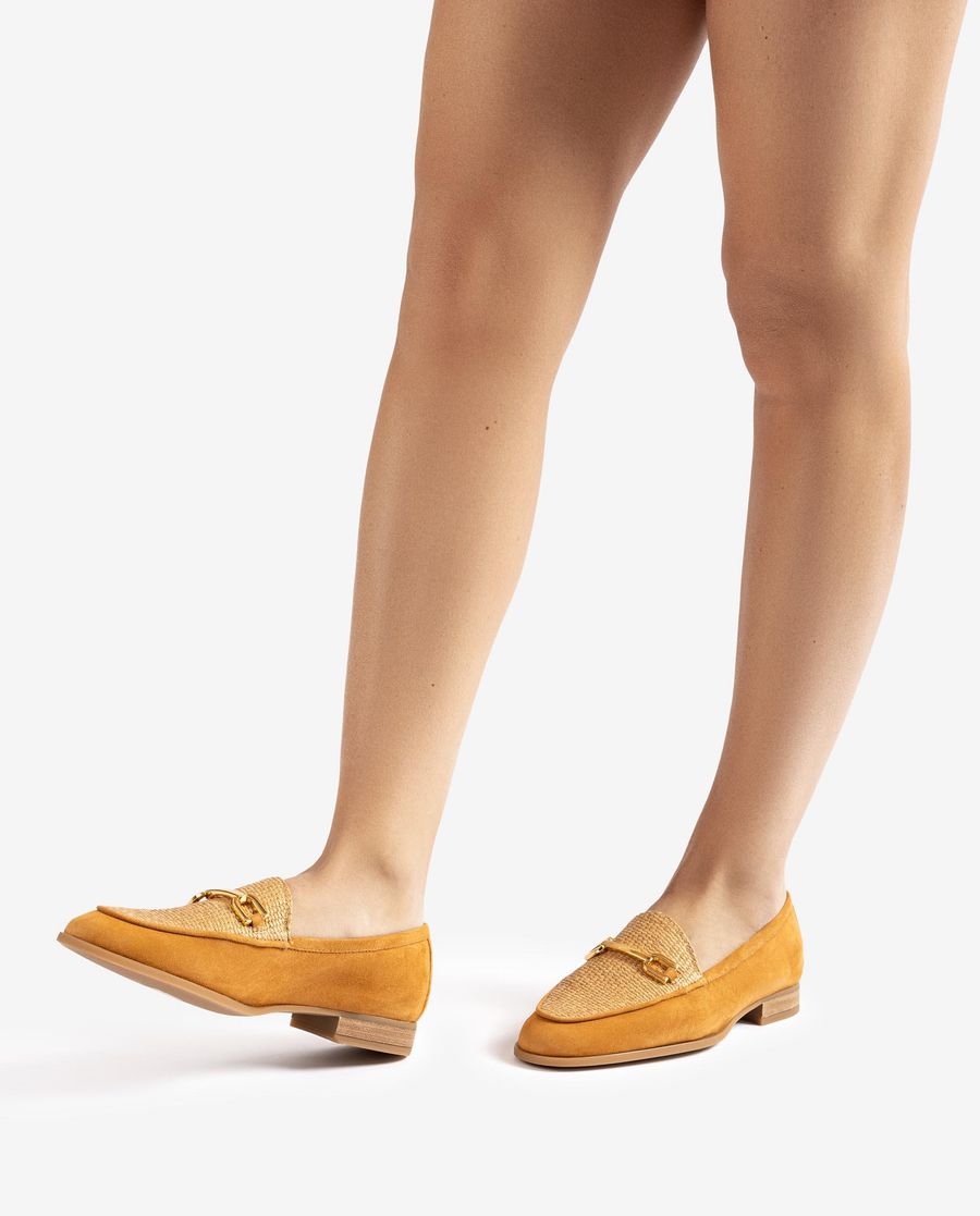 Unisa Mujer Mocasín con adorno - Marrón