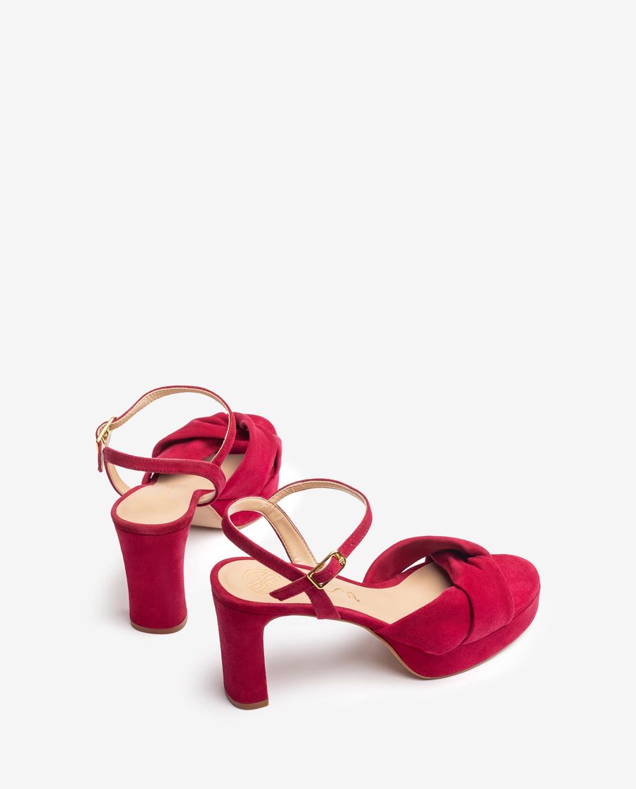 Unisa Mujer Sandalia con tiras anchas cruzadas - Rojo