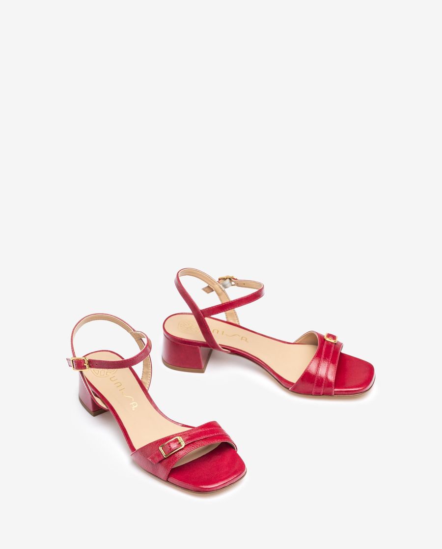 Unisa Mujer Sandalia con adorno de hebilla - Rojo