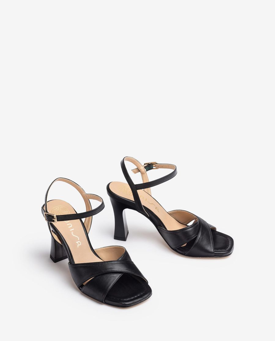 Unisa Mujer Sandalia de tiras cruzadas - Negro