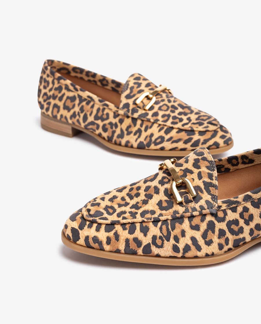 Unisa Mujer Mocasín con adorno - Marrón