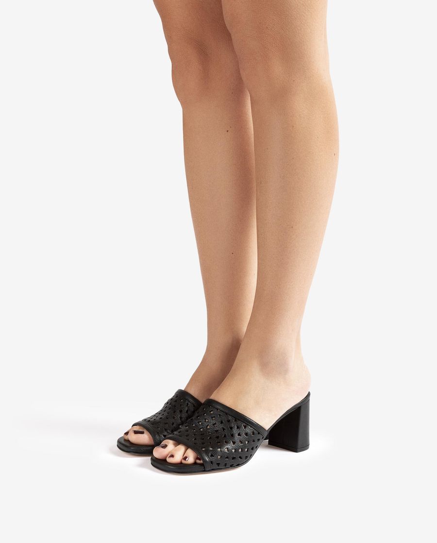 Unisa Mujer Sandalia de pala ancha con picados - Negro