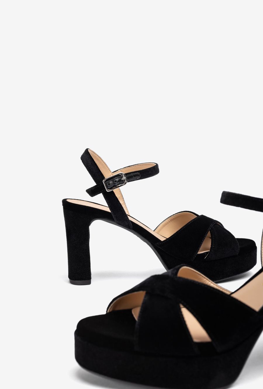 Unisa Mujer Sandalia con tacón y plataforma - Negro