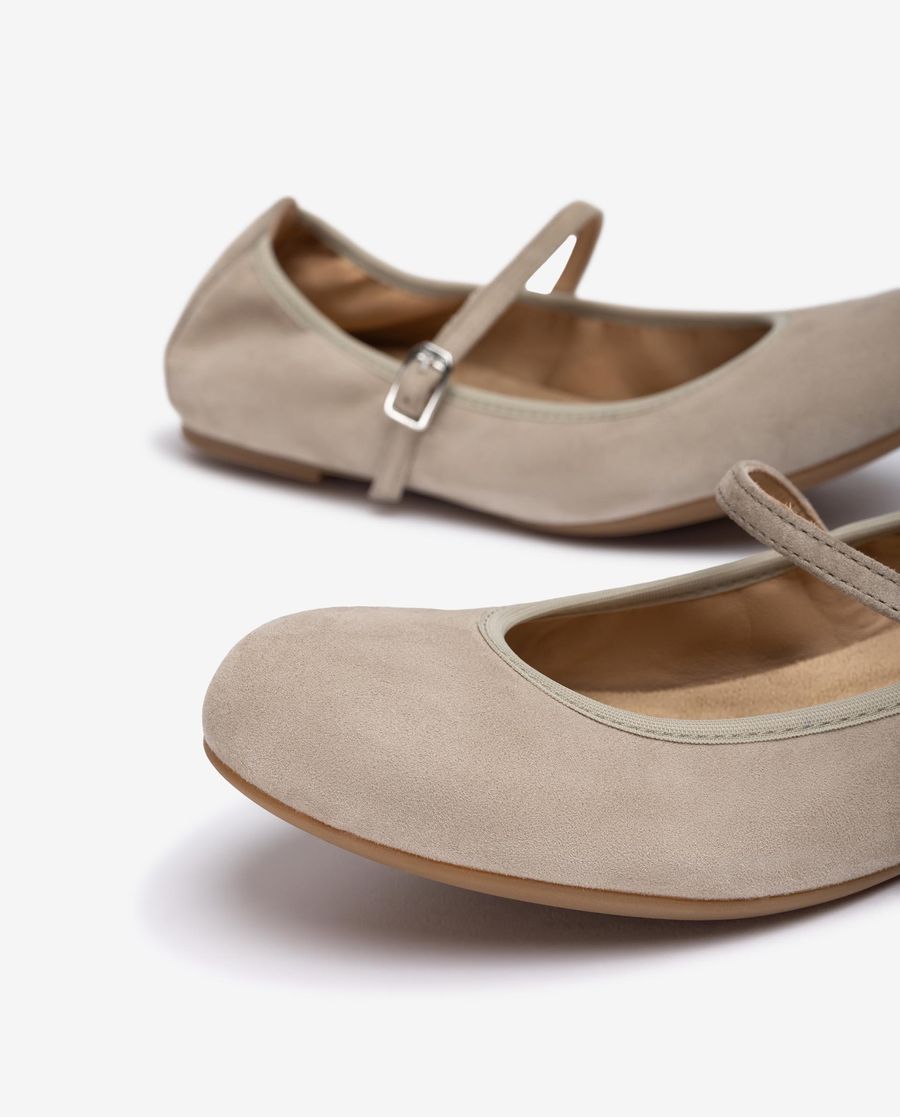 Unisa Mujer Bailarina con correa - Beige