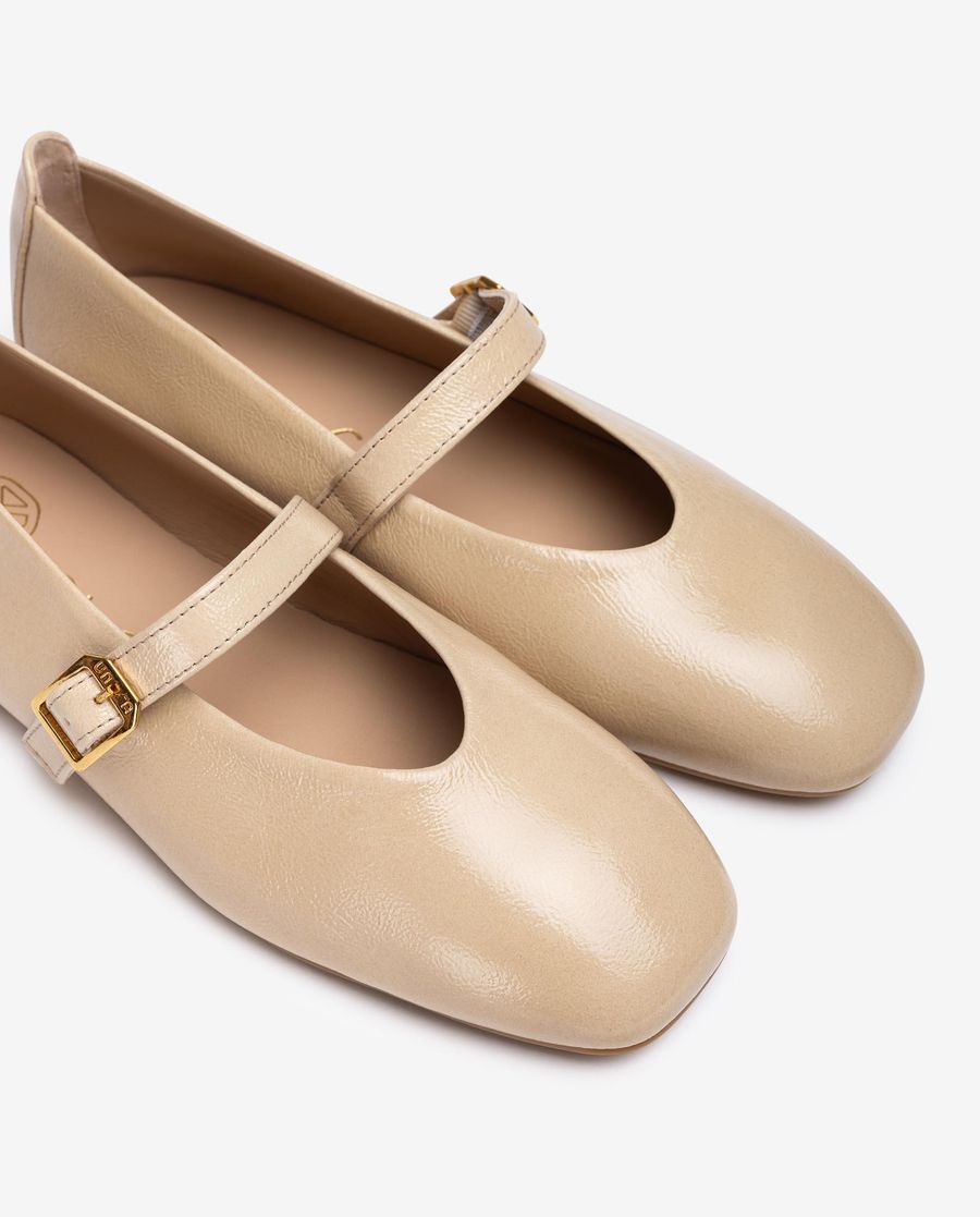 Unisa Mujer Bailarina con correa - Beige