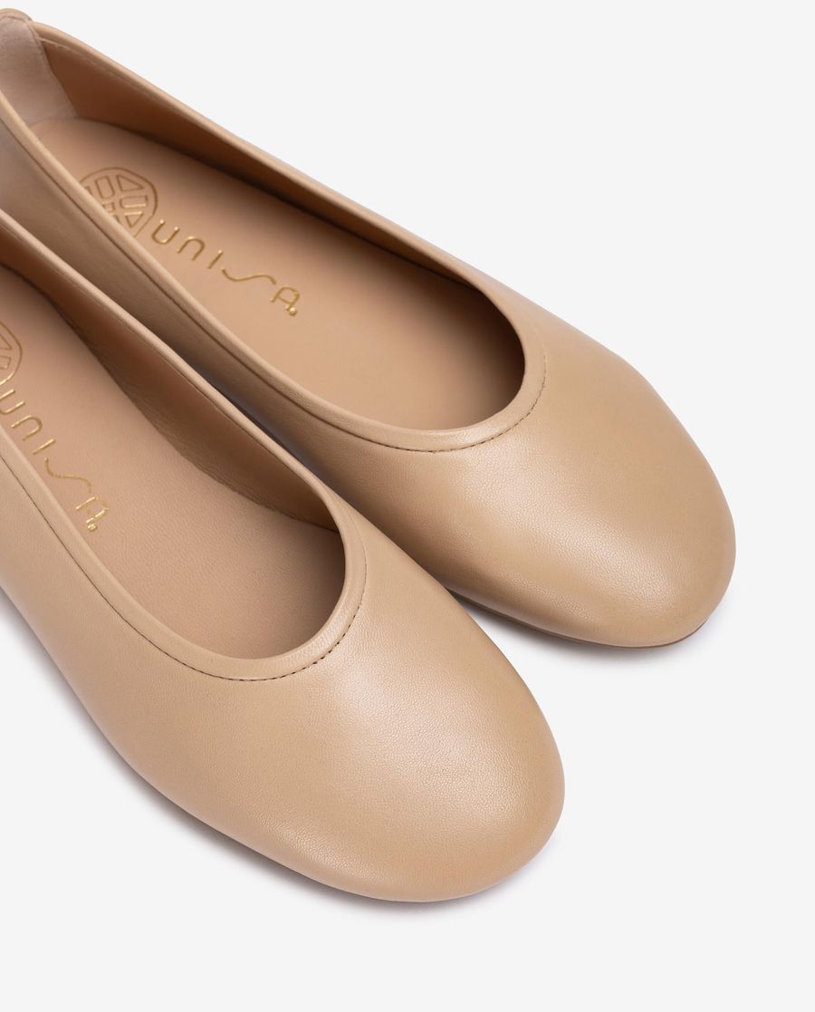Unisa Mujer Bailarina de punta redonda - Beige