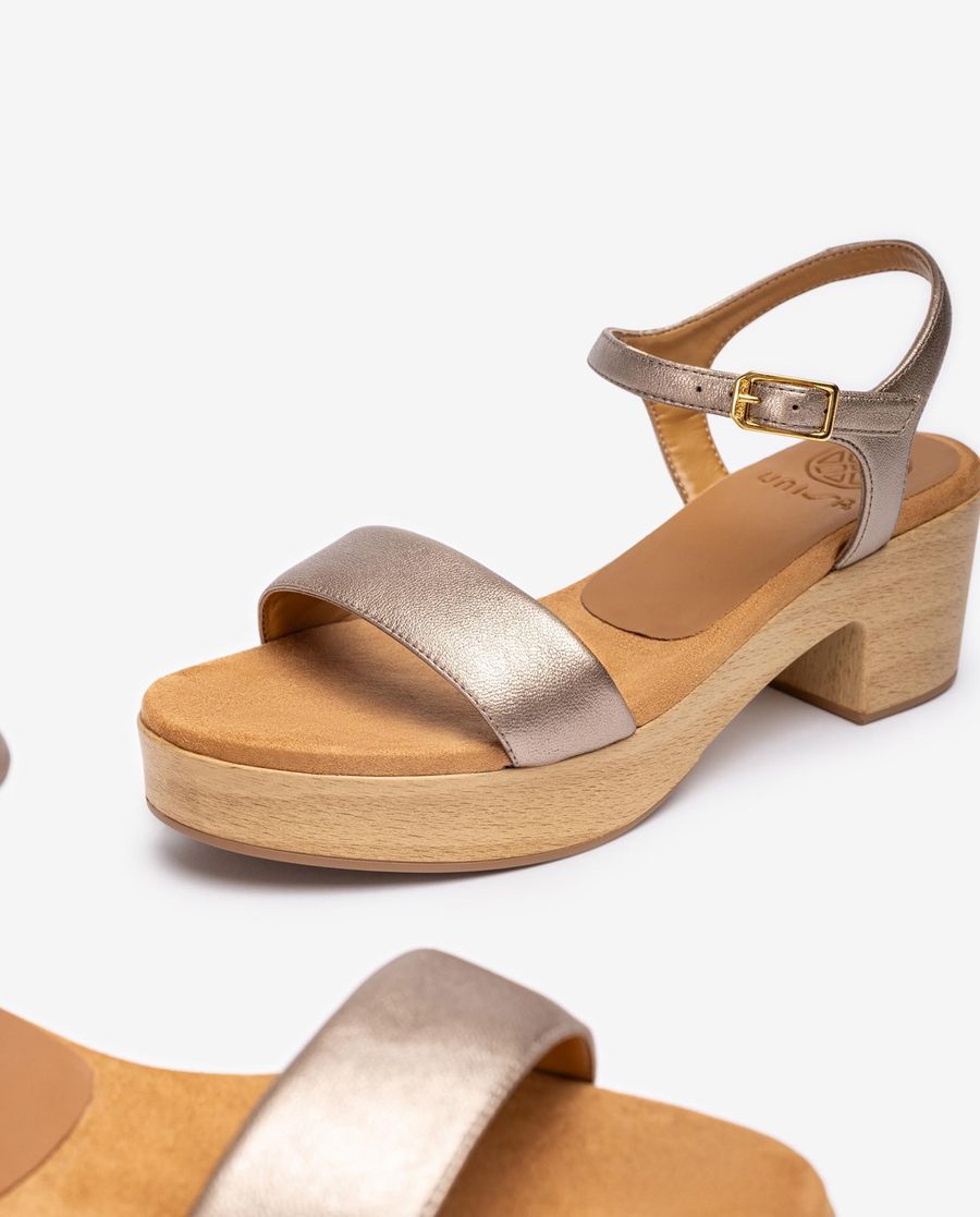 Unisa Mujer Sandalia bloque efecto madera - Bronce