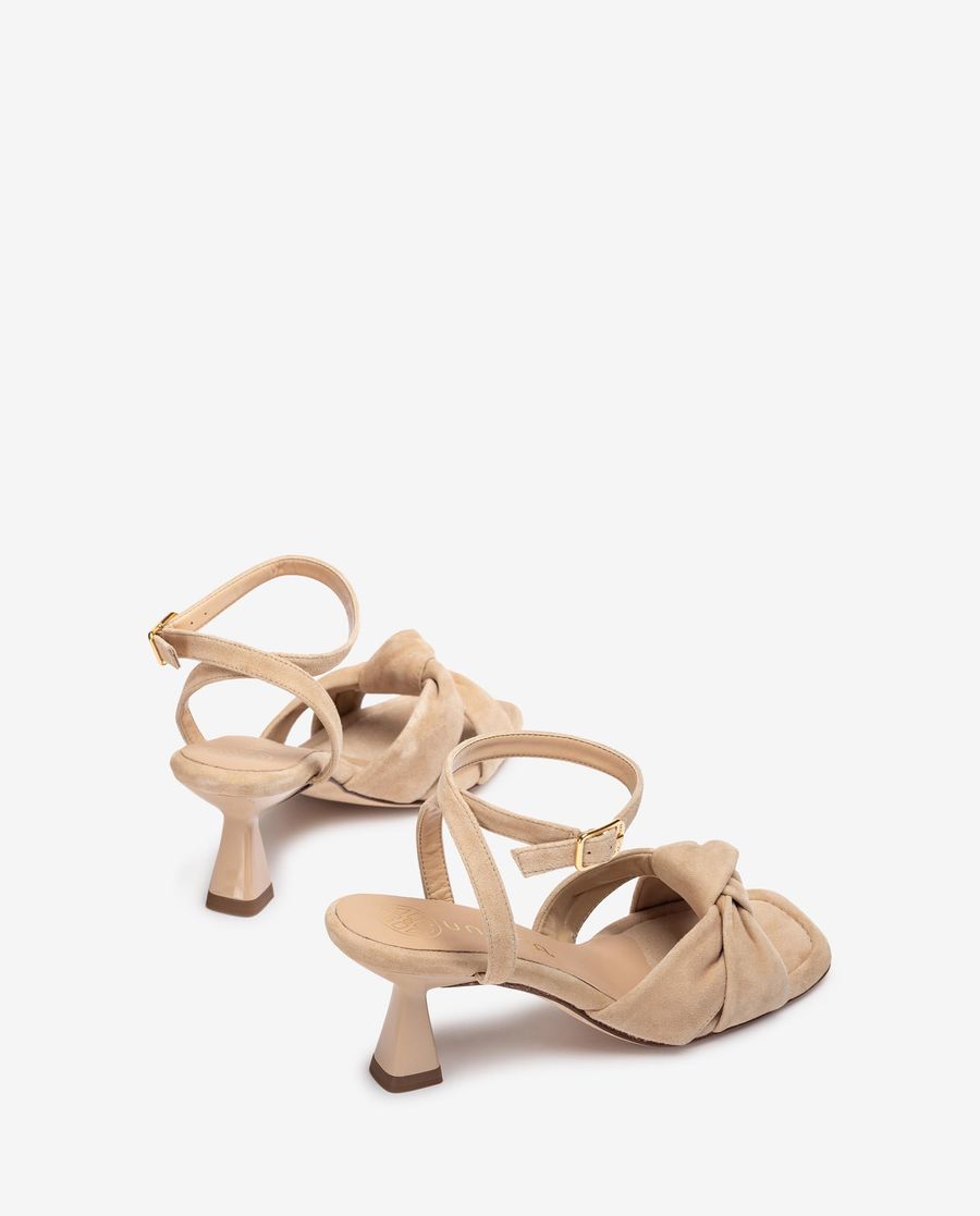 Unisa Mujer Sandalia con tiras anchas y nudo - Beige