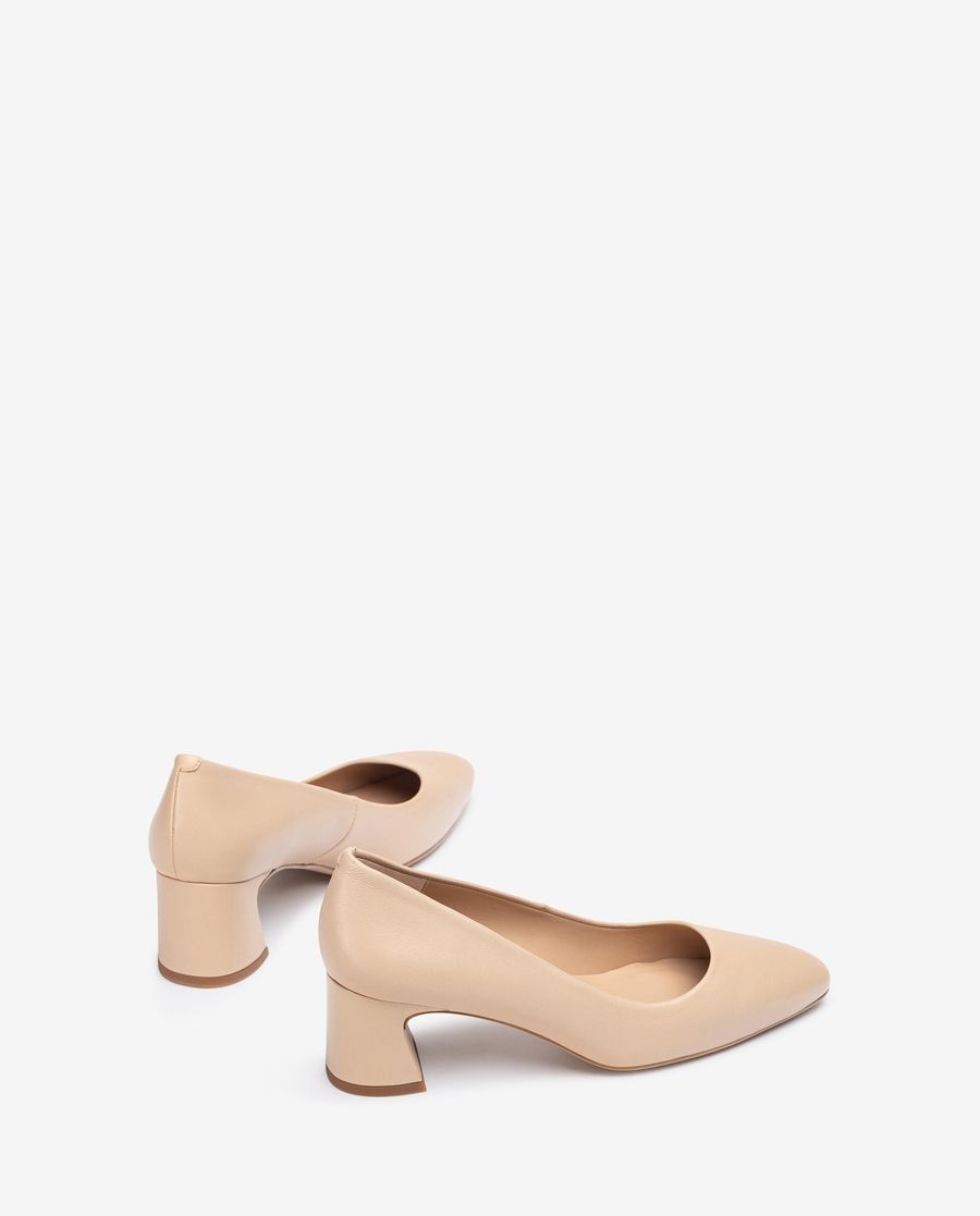 Unisa Mujer Salón de punta cuadrada - Beige
