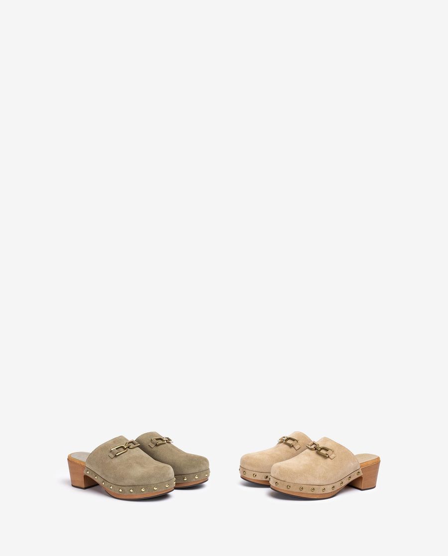 Unisa Mujer Zueco con hebilla y tachuelas - Beige