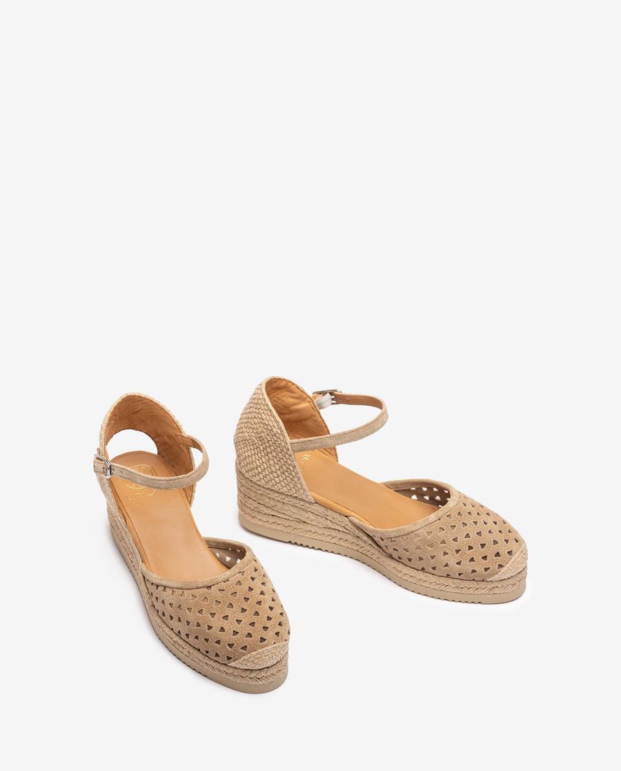 Unisa Mujer Alpargata cuña baja con picados - Beige
